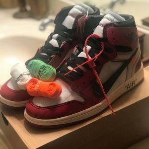 Off White Jordan Chicago Bull White size 9.